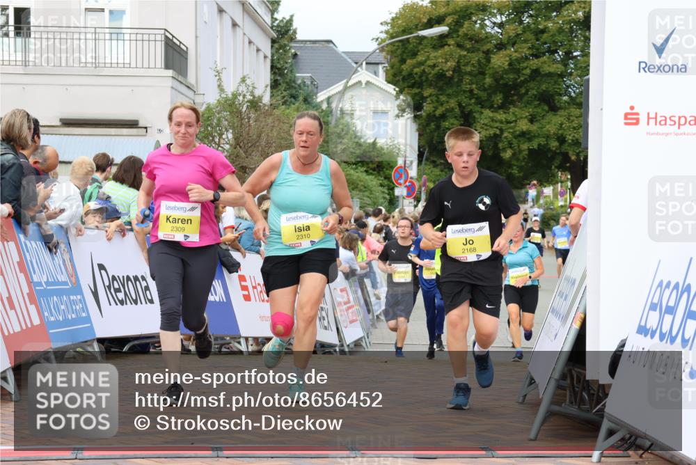 31.08.2025 - 21. Blankeneser Heldenlauf Strokosch-Dieckow http://msf.ph/oto/8656452 31.08.2025 10:30:51 Ziel 2179, 2594, 2376, 2279, 2168, 2600, 2206, 2309, 2310 meine-sportfotos.de