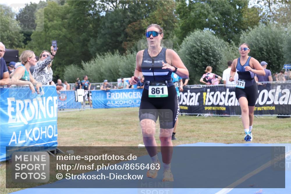 31.08.2025 - Elbe Triathlon Hamburg Strokosch-Dieckow http://msf.ph/oto/8656463 31.08.2025 12:04:02 Ziel 861, 1441, 1497, 1571 meine-sportfotos.de
