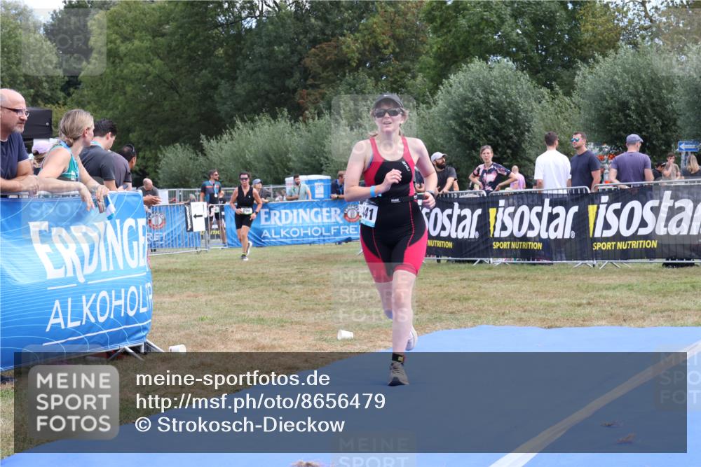 31.08.2025 - Elbe Triathlon Hamburg Strokosch-Dieckow http://msf.ph/oto/8656479 31.08.2025 12:04:06 Ziel 861, 1441, 1497, 1571 meine-sportfotos.de