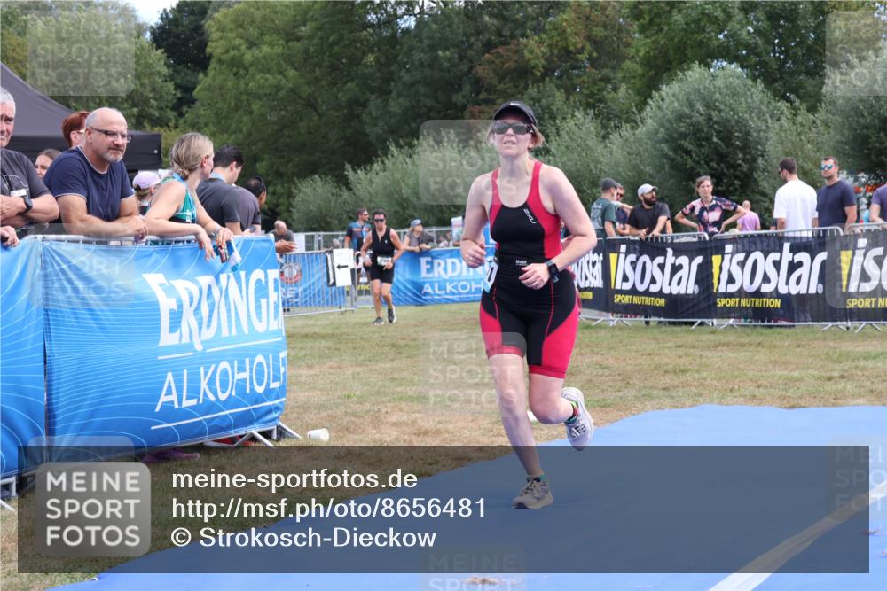 31.08.2025 - Elbe Triathlon Hamburg Strokosch-Dieckow http://msf.ph/oto/8656481 31.08.2025 12:04:07 Ziel 861, 1441, 1497, 1571 meine-sportfotos.de