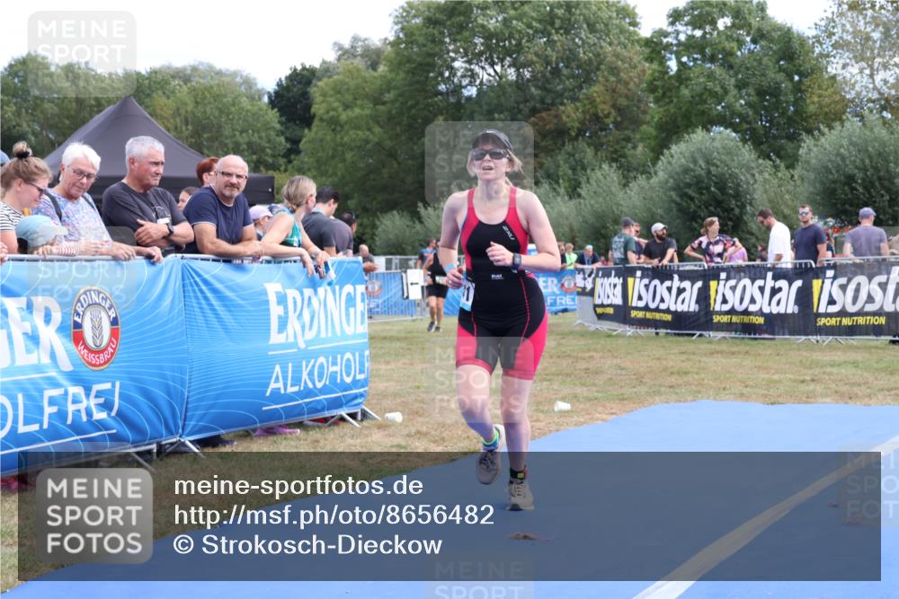 31.08.2025 - Elbe Triathlon Hamburg Strokosch-Dieckow http://msf.ph/oto/8656482 31.08.2025 12:04:07 Ziel 861, 1441, 1497, 1571 meine-sportfotos.de