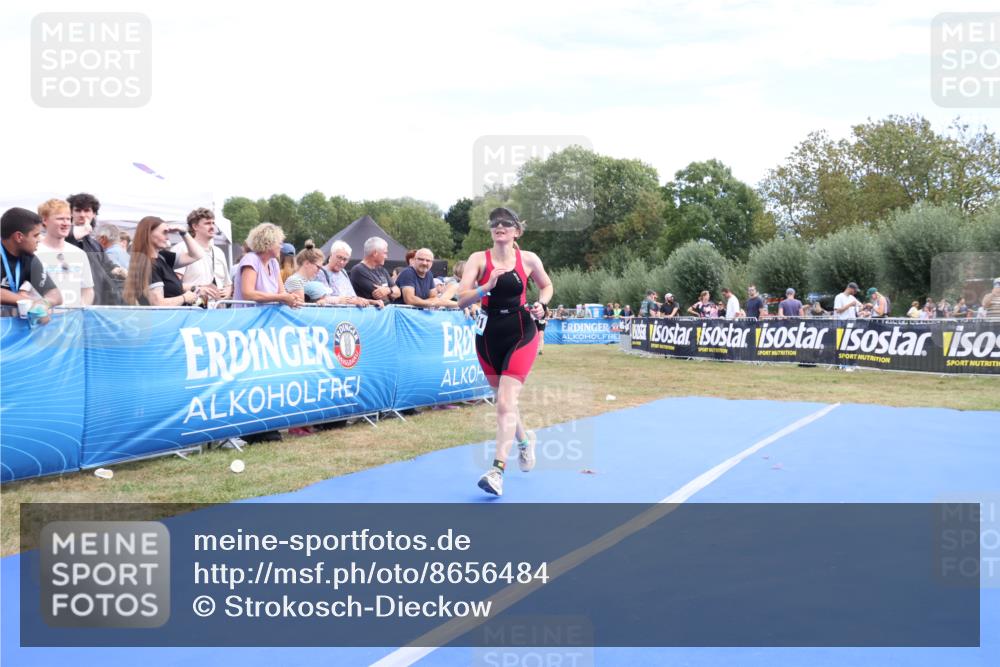 31.08.2025 - Elbe Triathlon Hamburg Strokosch-Dieckow http://msf.ph/oto/8656484 31.08.2025 12:04:07 Ziel 861, 1441, 1497, 1571 meine-sportfotos.de