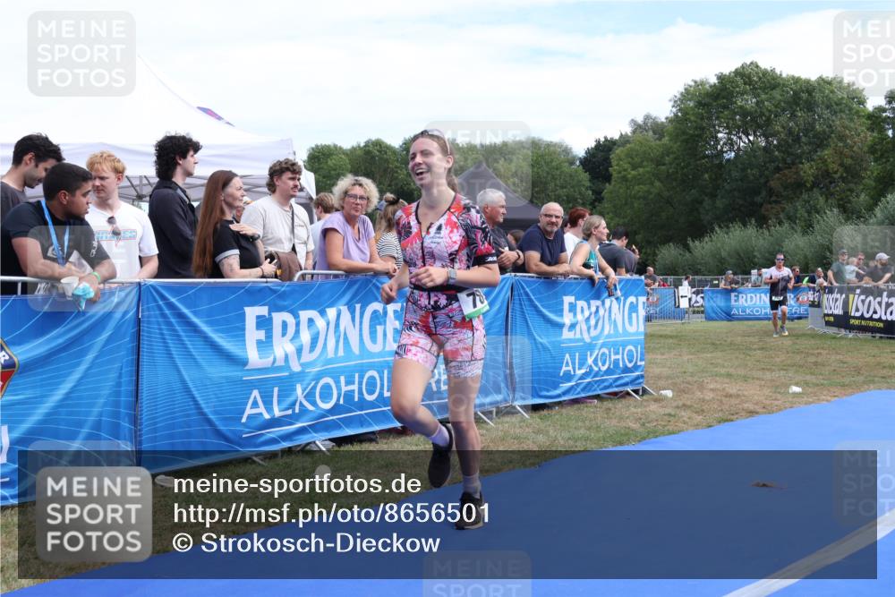 31.08.2025 - Elbe Triathlon Hamburg Strokosch-Dieckow http://msf.ph/oto/8656501 31.08.2025 12:04:20 Ziel 752, 789, 828, 1397 meine-sportfotos.de