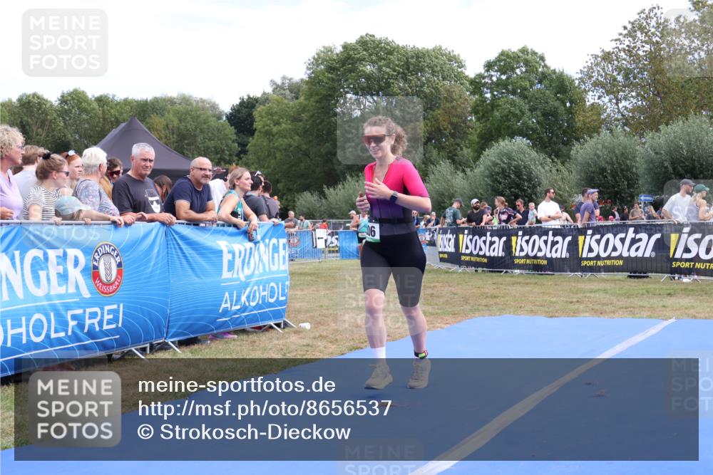 31.08.2025 - Elbe Triathlon Hamburg Strokosch-Dieckow http://msf.ph/oto/8656537 31.08.2025 12:05:15 Ziel 806, 1504 meine-sportfotos.de