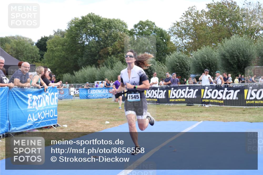 31.08.2025 - Elbe Triathlon Hamburg Strokosch-Dieckow http://msf.ph/oto/8656558 31.08.2025 12:05:33 Ziel 1527, 1545 meine-sportfotos.de
