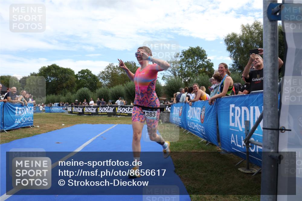 31.08.2025 - Elbe Triathlon Hamburg Strokosch-Dieckow http://msf.ph/oto/8656617 31.08.2025 12:06:42 Ziel 1383 meine-sportfotos.de