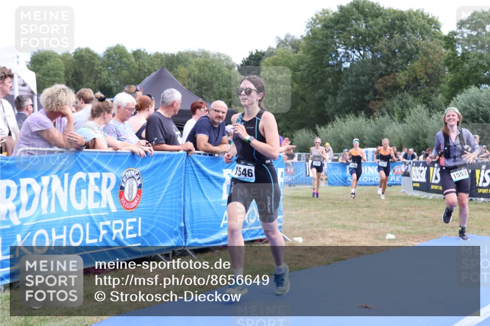31.08.2025 - Elbe Triathlon Hamburg Strokosch-Dieckow http://msf.ph/oto/8656649 31.08.2025 12:07:12 Ziel 1362, 1521, 1546, 1553, 1595 meine-sportfotos.de