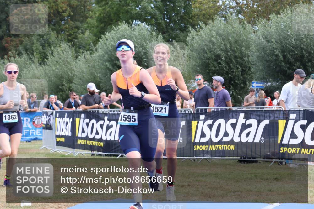 31.08.2025 - Elbe Triathlon Hamburg Strokosch-Dieckow http://msf.ph/oto/8656659 31.08.2025 12:07:15 Ziel 1362, 1521, 1546, 1549, 1553, 1595 meine-sportfotos.de