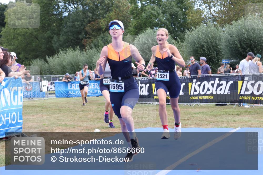 31.08.2025 - Elbe Triathlon Hamburg Strokosch-Dieckow http://msf.ph/oto/8656660 31.08.2025 12:07:16 Ziel 1362, 1521, 1546, 1549, 1553, 1595 meine-sportfotos.de