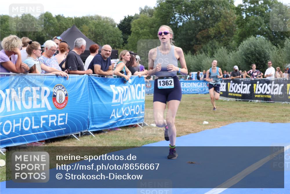 31.08.2025 - Elbe Triathlon Hamburg Strokosch-Dieckow http://msf.ph/oto/8656667 31.08.2025 12:07:19 Ziel 1362, 1521, 1549, 1553, 1595 meine-sportfotos.de