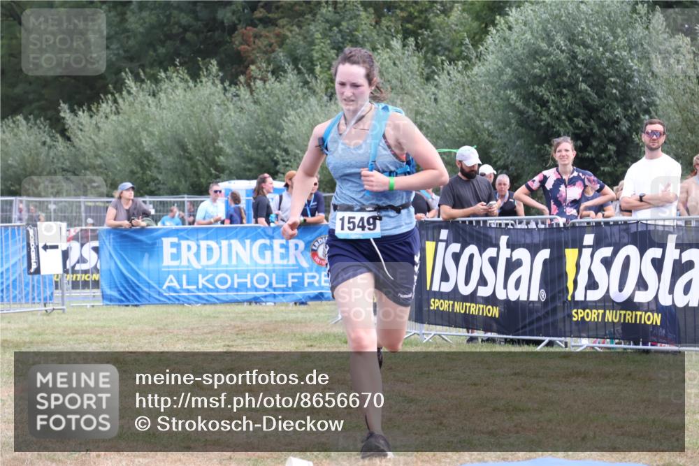 31.08.2025 - Elbe Triathlon Hamburg Strokosch-Dieckow http://msf.ph/oto/8656670 31.08.2025 12:07:20 Ziel 1362, 1521, 1549, 1595 meine-sportfotos.de