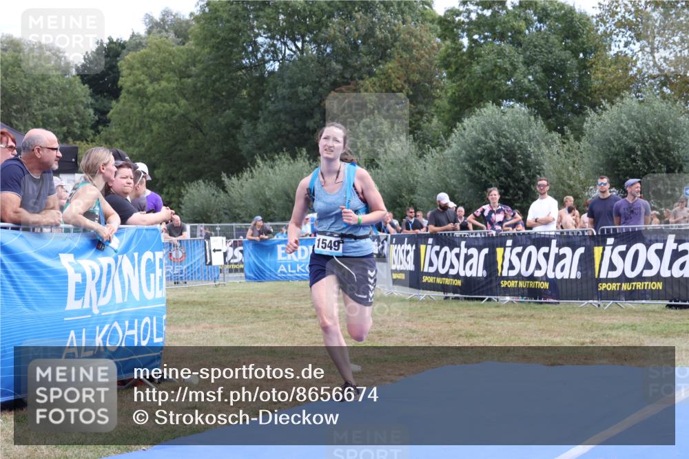 31.08.2025 - Elbe Triathlon Hamburg Strokosch-Dieckow http://msf.ph/oto/8656674 31.08.2025 12:07:21 Ziel 1362, 1521, 1549, 1595 meine-sportfotos.de