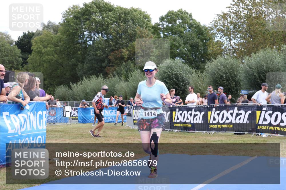 31.08.2025 - Elbe Triathlon Hamburg Strokosch-Dieckow http://msf.ph/oto/8656679 31.08.2025 12:07:46 Ziel 1341, 1414 meine-sportfotos.de