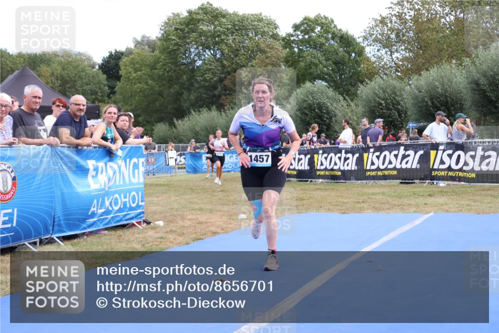 31.08.2025 - Elbe Triathlon Hamburg Strokosch-Dieckow http://msf.ph/oto/8656701 31.08.2025 12:08:01 Ziel 1356, 1457, 1523, 1552, 1567 meine-sportfotos.de