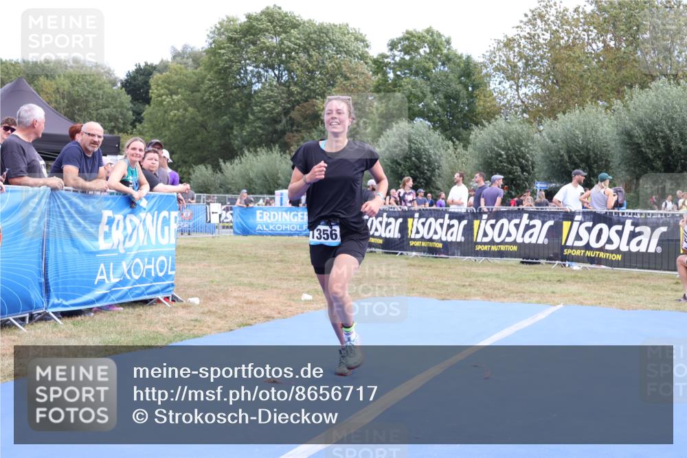 31.08.2025 - Elbe Triathlon Hamburg Strokosch-Dieckow http://msf.ph/oto/8656717 31.08.2025 12:08:08 Ziel 1356, 1523 meine-sportfotos.de