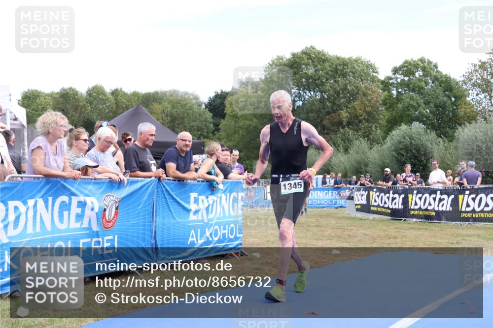 31.08.2025 - Elbe Triathlon Hamburg Strokosch-Dieckow http://msf.ph/oto/8656732 31.08.2025 12:08:28 Ziel 693, 1290, 1345, 1391 meine-sportfotos.de