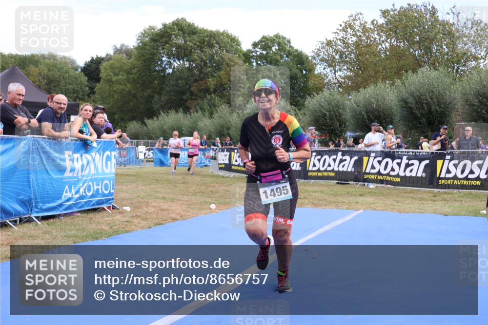 31.08.2025 - Elbe Triathlon Hamburg Strokosch-Dieckow http://msf.ph/oto/8656757 31.08.2025 12:08:58 Ziel 1477, 1495, 1542, 1564 meine-sportfotos.de