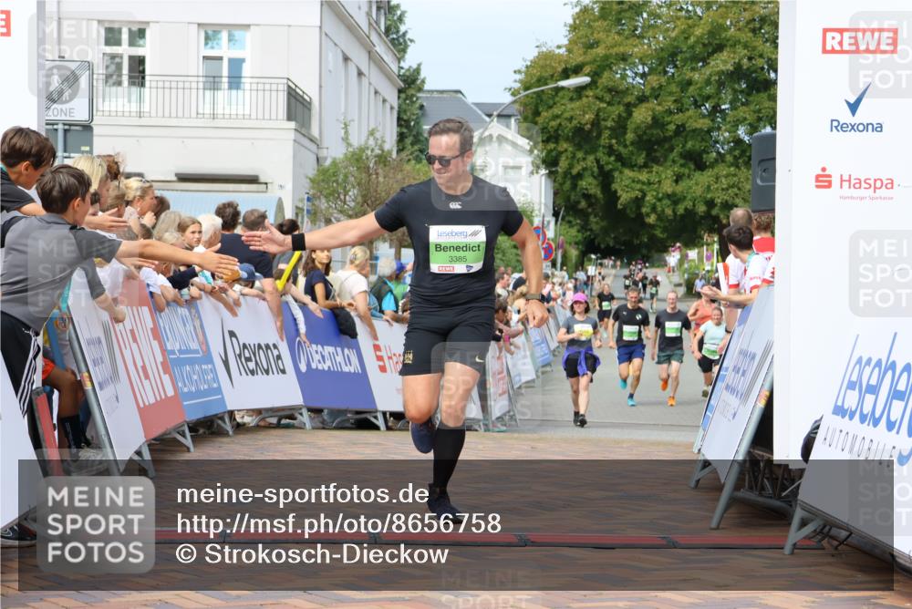 31.08.2025 - 21. Blankeneser Heldenlauf Strokosch-Dieckow http://msf.ph/oto/8656758 31.08.2025 10:56:58 Ziel 3385 meine-sportfotos.de