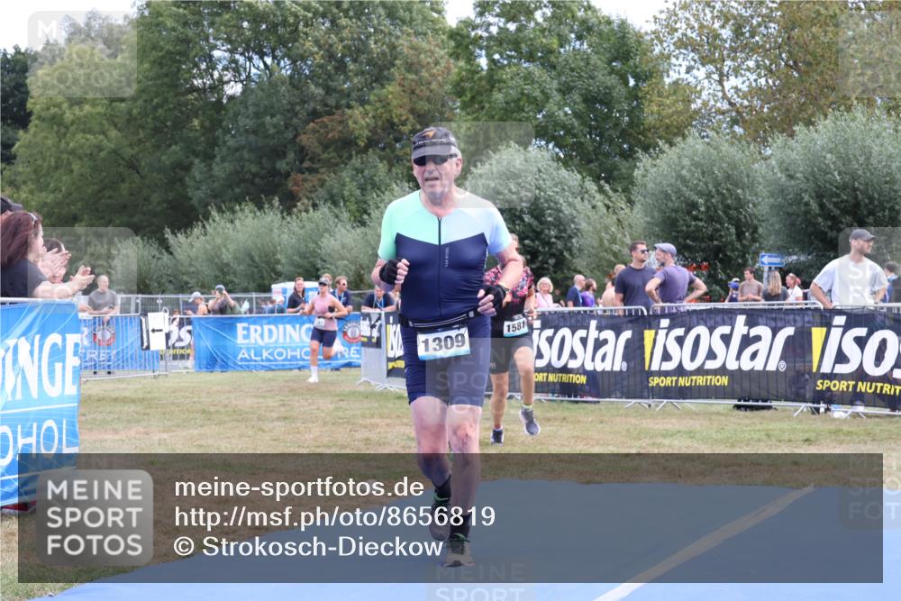 31.08.2025 - Elbe Triathlon Hamburg Strokosch-Dieckow http://msf.ph/oto/8656819 31.08.2025 12:10:23 Ziel 1309, 1385, 1426, 1531, 1581 meine-sportfotos.de