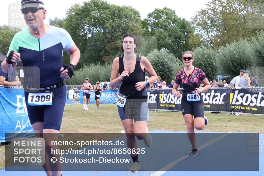 31.08.2025 - Elbe Triathlon Hamburg Strokosch-Dieckow http://msf.ph/oto/8656825 31.08.2025 12:10:25 Ziel 1309, 1385, 1426, 1490, 1531, 1581 meine-sportfotos.de
