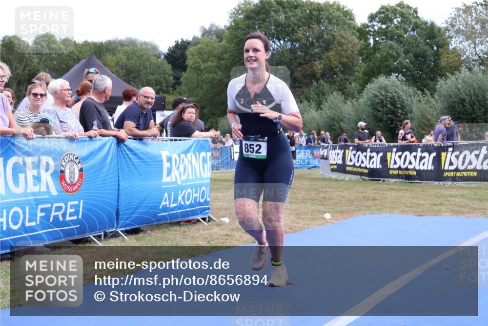 31.08.2025 - Elbe Triathlon Hamburg Strokosch-Dieckow http://msf.ph/oto/8656894 31.08.2025 12:11:36 Ziel 852, 1452 meine-sportfotos.de