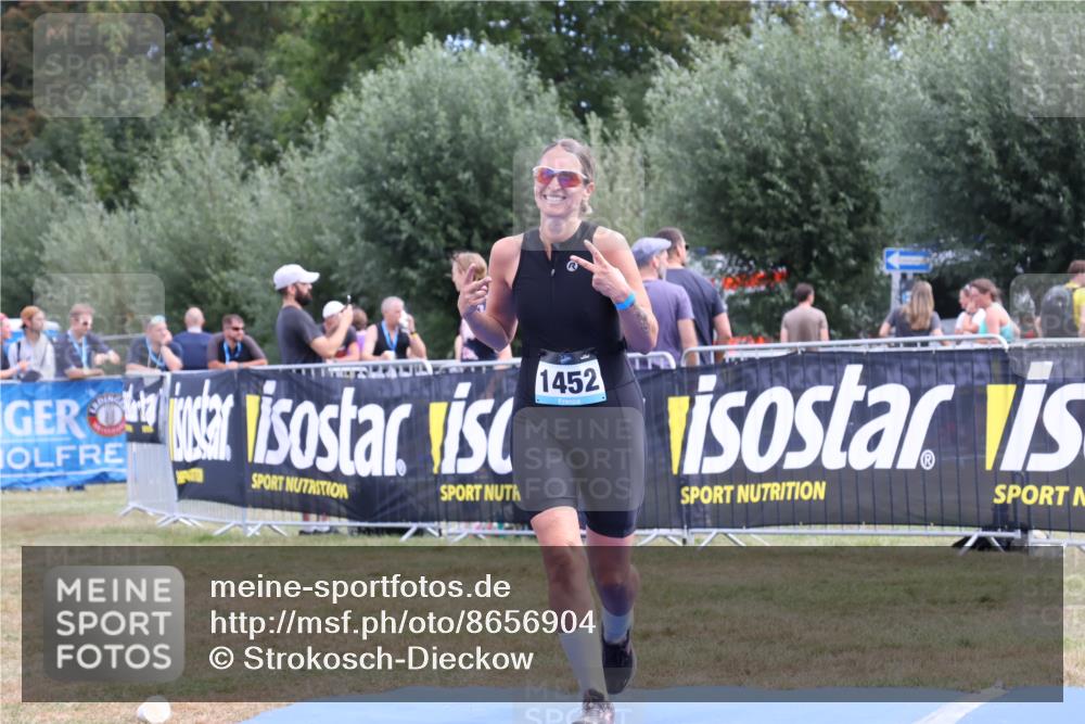 31.08.2025 - Elbe Triathlon Hamburg Strokosch-Dieckow http://msf.ph/oto/8656904 31.08.2025 12:11:43 Ziel 1452 meine-sportfotos.de