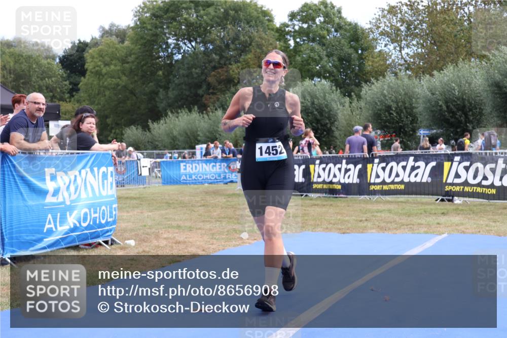 31.08.2025 - Elbe Triathlon Hamburg Strokosch-Dieckow http://msf.ph/oto/8656908 31.08.2025 12:11:45 Ziel 1452 meine-sportfotos.de