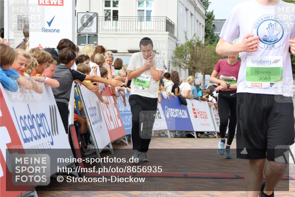 31.08.2025 - 21. Blankeneser Heldenlauf Strokosch-Dieckow http://msf.ph/oto/8656935 31.08.2025 10:56:18 Ziel 3609, 3083, 3121 meine-sportfotos.de