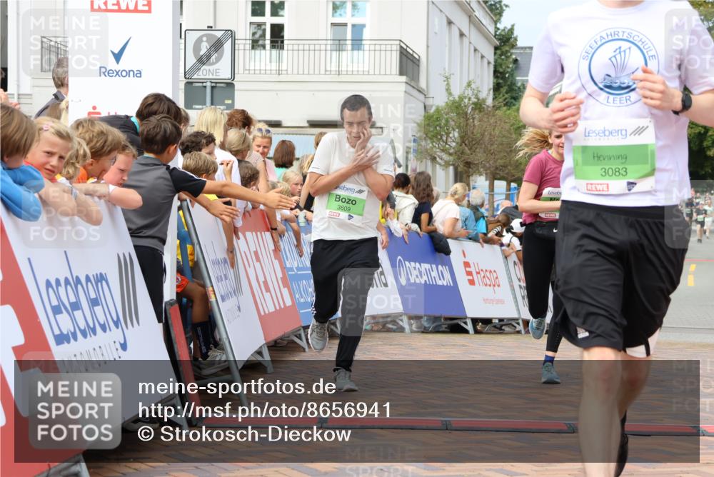 31.08.2025 - 21. Blankeneser Heldenlauf Strokosch-Dieckow http://msf.ph/oto/8656941 31.08.2025 10:56:18 Ziel 3609, 3083, 3121 meine-sportfotos.de