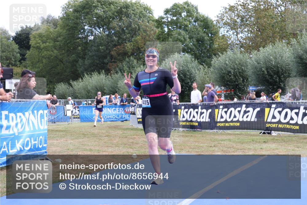 31.08.2025 - Elbe Triathlon Hamburg Strokosch-Dieckow http://msf.ph/oto/8656944 31.08.2025 12:12:12 Ziel 1415, 1503, 1618 meine-sportfotos.de
