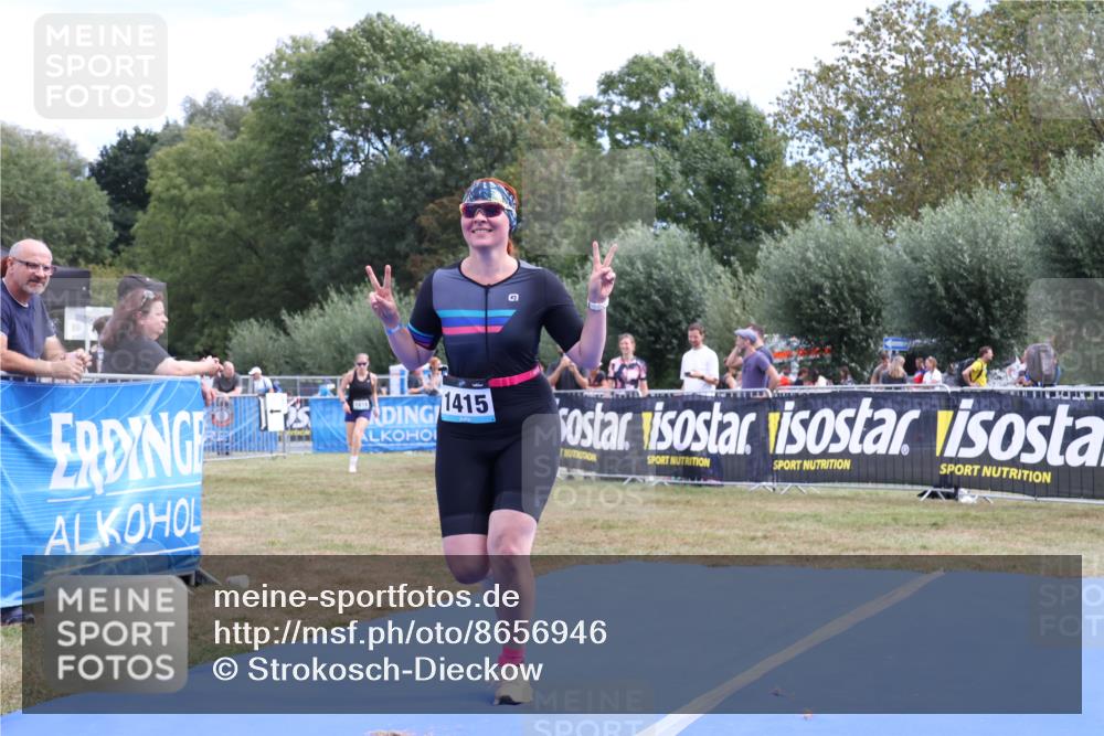 31.08.2025 - Elbe Triathlon Hamburg Strokosch-Dieckow http://msf.ph/oto/8656946 31.08.2025 12:12:13 Ziel 1415, 1503, 1618 meine-sportfotos.de