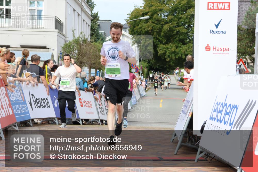 31.08.2025 - 21. Blankeneser Heldenlauf Strokosch-Dieckow http://msf.ph/oto/8656949 31.08.2025 10:56:17 Ziel 2191, 2375, 3609, 3083, 3121 meine-sportfotos.de