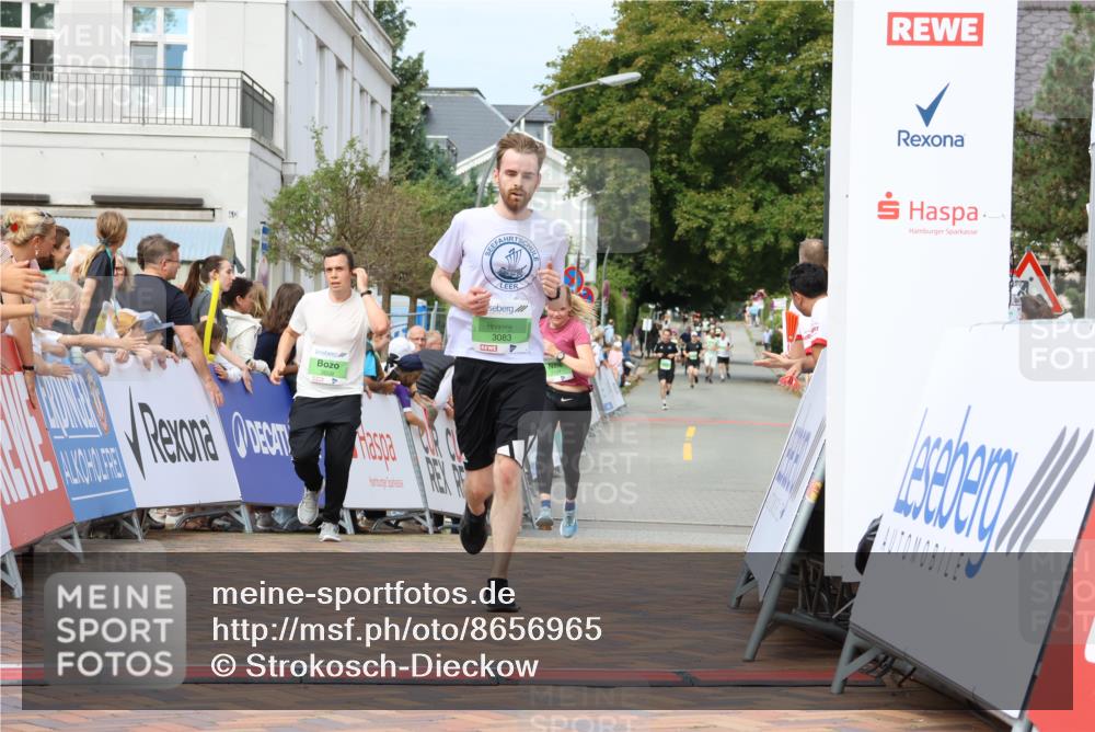 31.08.2025 - 21. Blankeneser Heldenlauf Strokosch-Dieckow http://msf.ph/oto/8656965 31.08.2025 10:56:16 Ziel 2191, 2375, 3609, 3083, 3121 meine-sportfotos.de