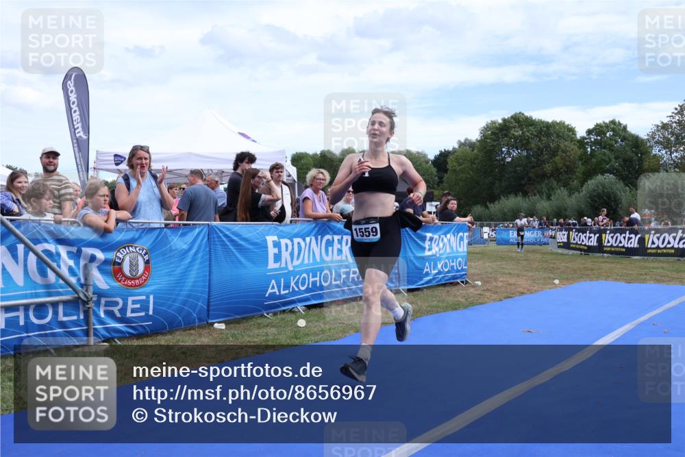 31.08.2025 - Elbe Triathlon Hamburg Strokosch-Dieckow http://msf.ph/oto/8656967 31.08.2025 12:12:31 Ziel 1559 meine-sportfotos.de