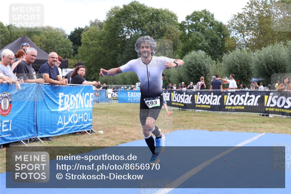 31.08.2025 - Elbe Triathlon Hamburg Strokosch-Dieckow http://msf.ph/oto/8656970 31.08.2025 12:12:40 Ziel 593, 1459 meine-sportfotos.de