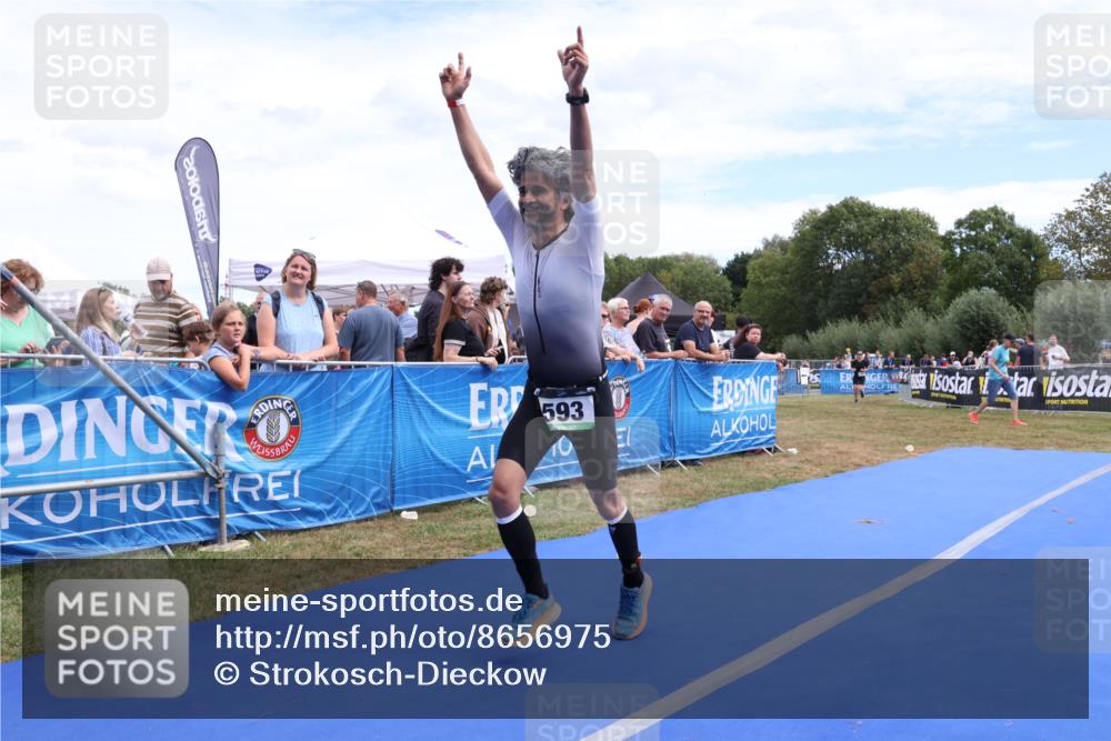 31.08.2025 - Elbe Triathlon Hamburg Strokosch-Dieckow http://msf.ph/oto/8656975 31.08.2025 12:12:41 Ziel 593, 1459 meine-sportfotos.de