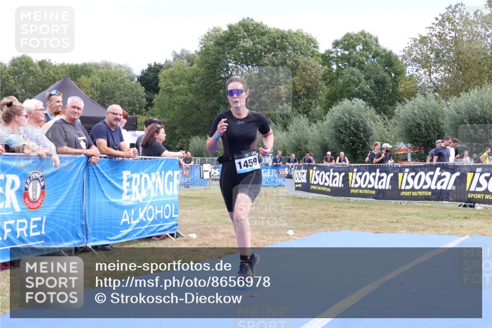 31.08.2025 - Elbe Triathlon Hamburg Strokosch-Dieckow http://msf.ph/oto/8656978 31.08.2025 12:12:49 Ziel 1459 meine-sportfotos.de