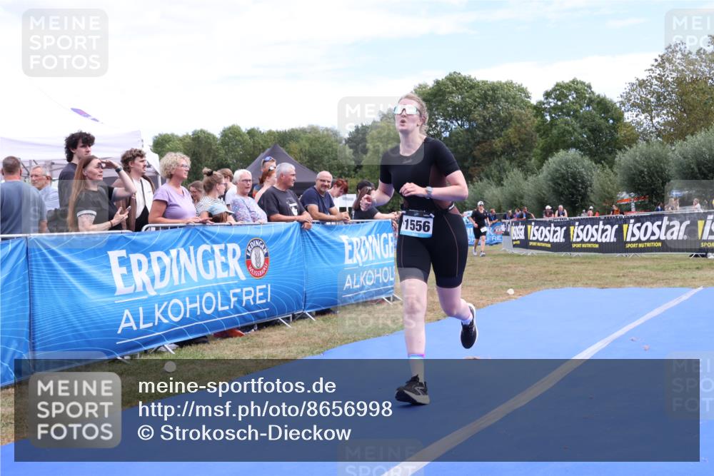31.08.2025 - Elbe Triathlon Hamburg Strokosch-Dieckow http://msf.ph/oto/8656998 31.08.2025 12:13:12 Ziel 1417, 1556 meine-sportfotos.de