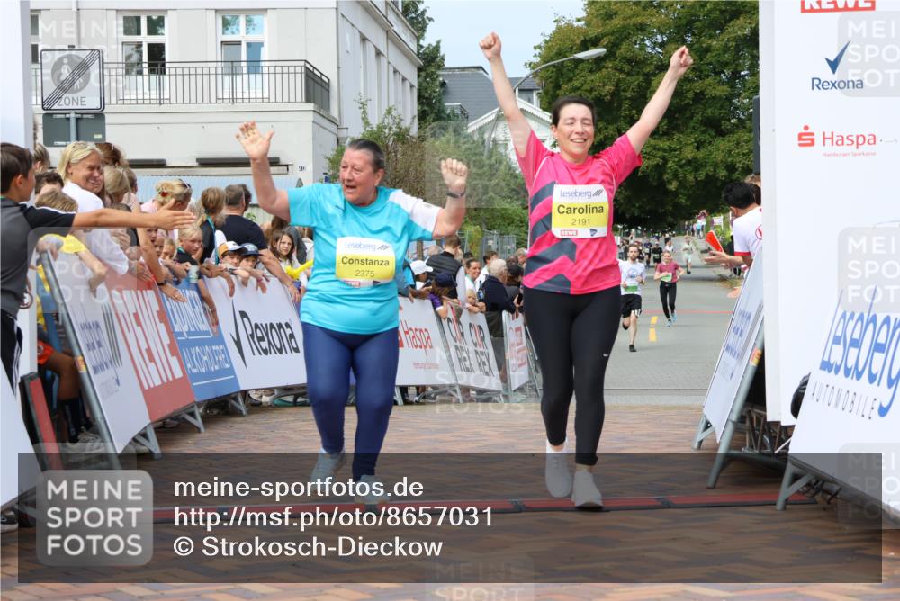 31.08.2025 - 21. Blankeneser Heldenlauf Strokosch-Dieckow http://msf.ph/oto/8657031 31.08.2025 10:56:10 Ziel 2191, 2375 meine-sportfotos.de