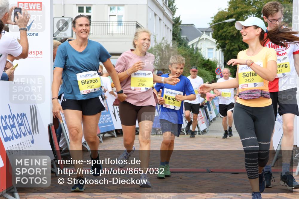 31.08.2025 - 21. Blankeneser Heldenlauf Strokosch-Dieckow http://msf.ph/oto/8657032 31.08.2025 10:29:50 Ziel 2683, 2322, 2248, 2250, 2423, 2422, 2705, 2455, 2545, 2544, 2514, 2603, 2602, 2532, 2334 meine-sportfotos.de