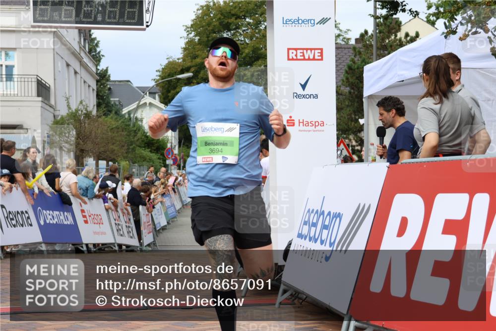 31.08.2025 - 21. Blankeneser Heldenlauf Strokosch-Dieckow http://msf.ph/oto/8657091 31.08.2025 10:55:54 Ziel 3115, 3694 meine-sportfotos.de