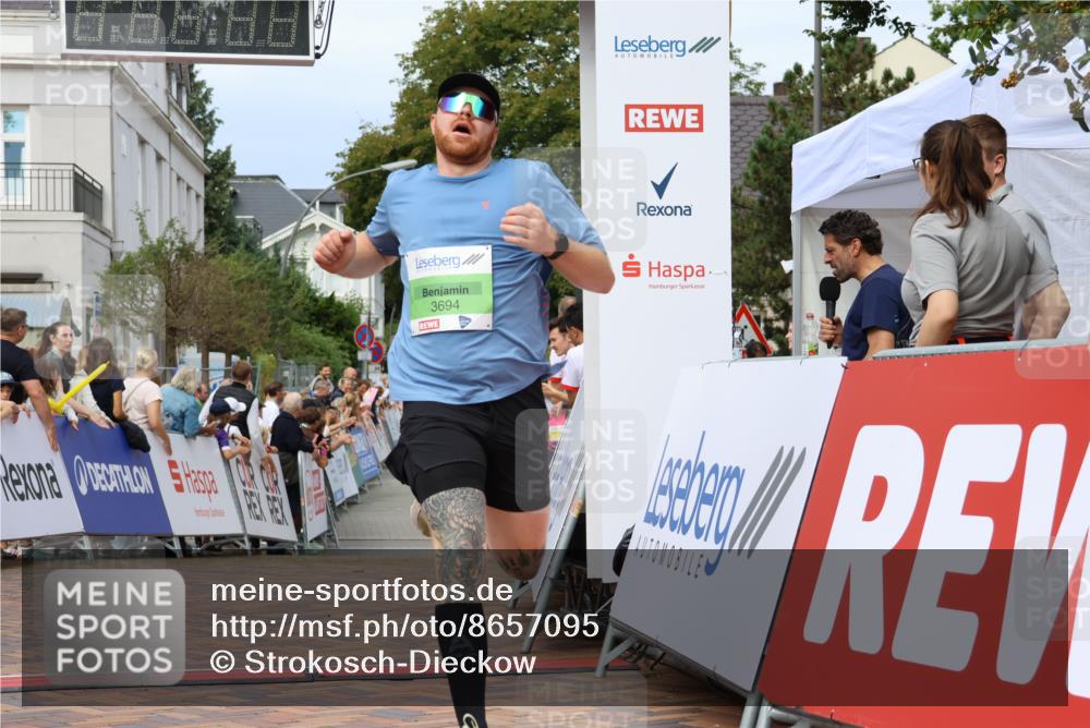31.08.2025 - 21. Blankeneser Heldenlauf Strokosch-Dieckow http://msf.ph/oto/8657095 31.08.2025 10:55:54 Ziel 3115, 3694 meine-sportfotos.de