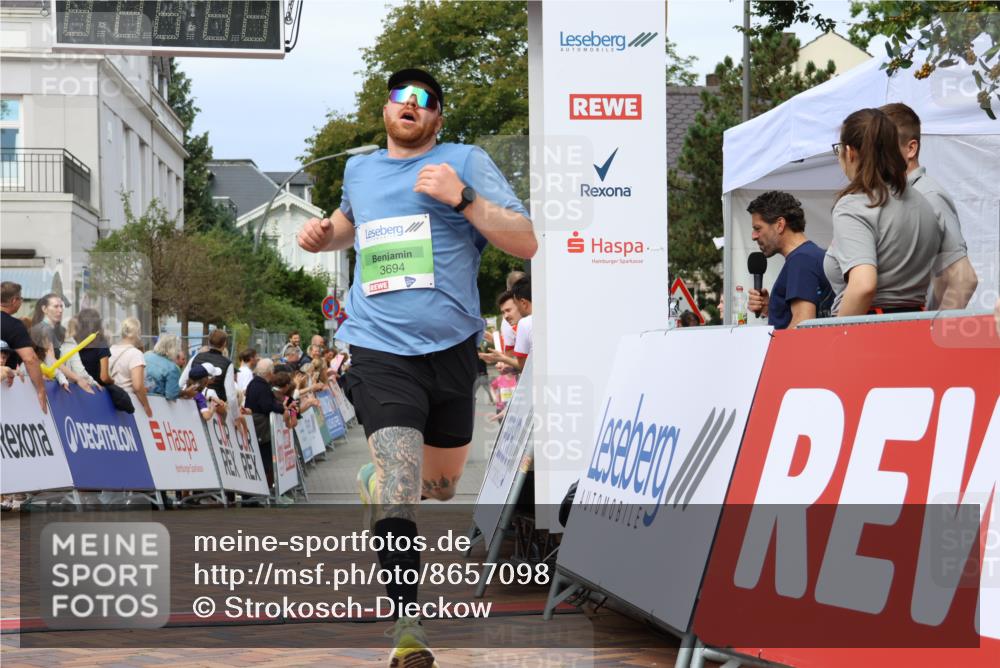 31.08.2025 - 21. Blankeneser Heldenlauf Strokosch-Dieckow http://msf.ph/oto/8657098 31.08.2025 10:55:54 Ziel 3115, 3694 meine-sportfotos.de