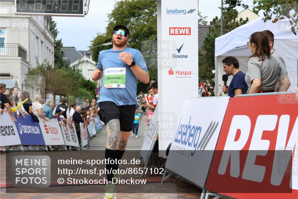 31.08.2025 - 21. Blankeneser Heldenlauf Strokosch-Dieckow http://msf.ph/oto/8657102 31.08.2025 10:55:53 Ziel 3115, 3694 meine-sportfotos.de