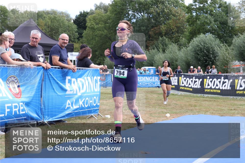31.08.2025 - Elbe Triathlon Hamburg Strokosch-Dieckow http://msf.ph/oto/8657116 31.08.2025 12:14:40 Ziel 794 meine-sportfotos.de