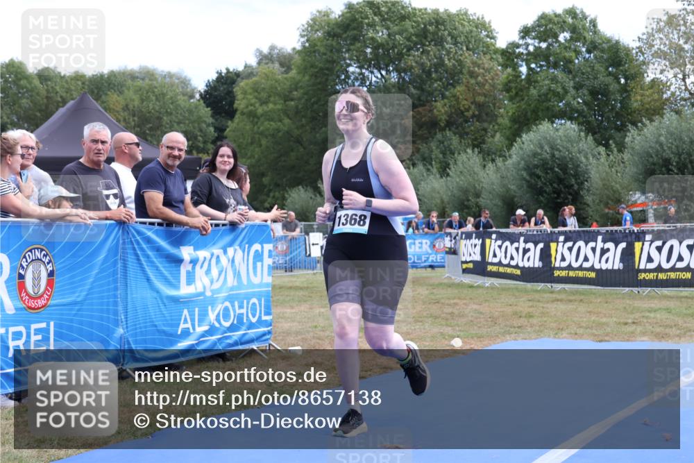 31.08.2025 - Elbe Triathlon Hamburg Strokosch-Dieckow http://msf.ph/oto/8657138 31.08.2025 12:15:01 Ziel 1368 meine-sportfotos.de