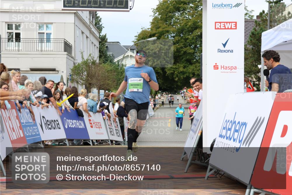 31.08.2025 - 21. Blankeneser Heldenlauf Strokosch-Dieckow http://msf.ph/oto/8657140 31.08.2025 10:55:53 Ziel 3115, 3694 meine-sportfotos.de