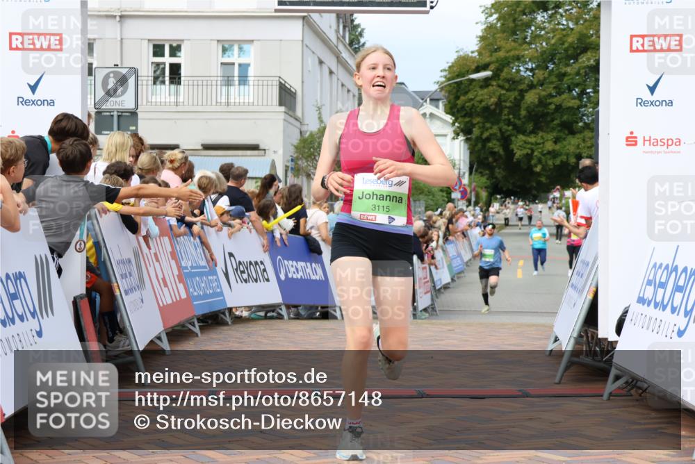 31.08.2025 - 21. Blankeneser Heldenlauf Strokosch-Dieckow http://msf.ph/oto/8657148 31.08.2025 10:55:50 Ziel 3115, 3694 meine-sportfotos.de