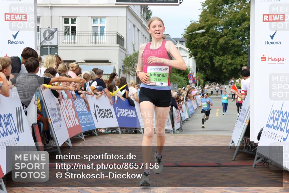 31.08.2025 - 21. Blankeneser Heldenlauf Strokosch-Dieckow http://msf.ph/oto/8657156 31.08.2025 10:55:50 Ziel 3115, 3694 meine-sportfotos.de
