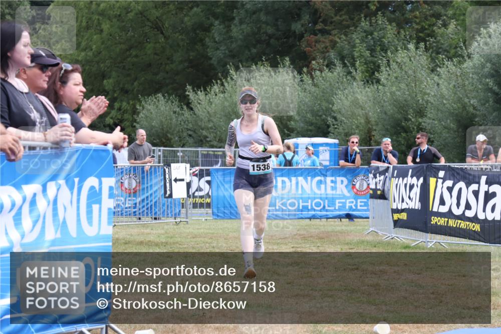 31.08.2025 - Elbe Triathlon Hamburg Strokosch-Dieckow http://msf.ph/oto/8657158 31.08.2025 12:15:15 Ziel 1538, 1582 meine-sportfotos.de